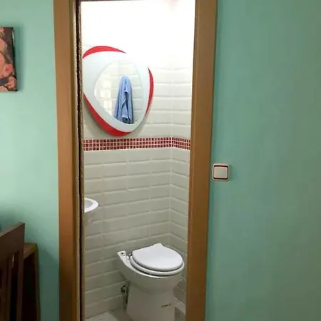 2 Bedrooms At 60 M Away From The Beach With Sea View Furnished Terrace And Wifi *